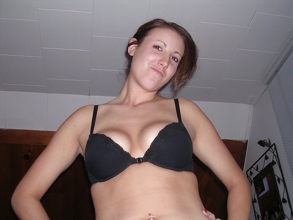 Sex Hot and Sweet Brunette Amateur Teen ... !!! image