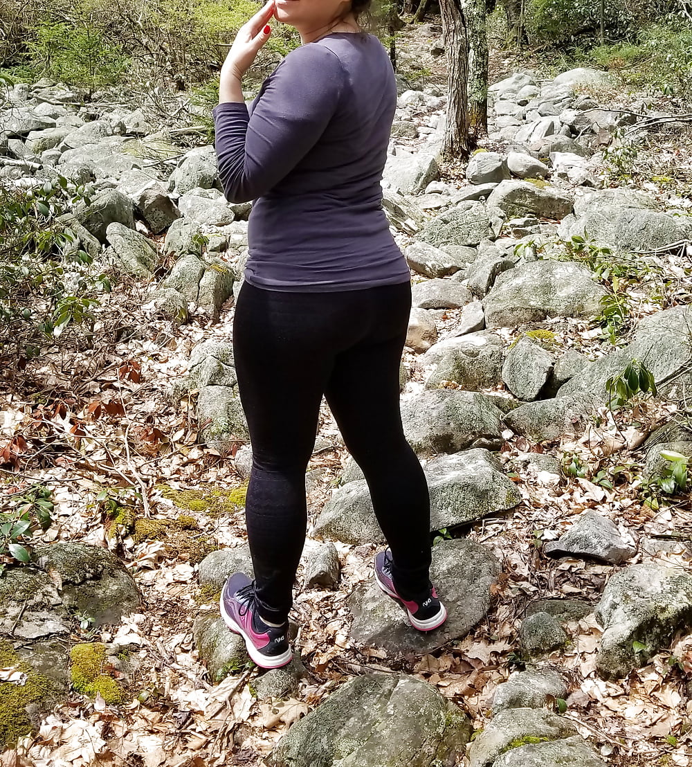 Sex Jiggly Ass Wife Big Butt Outdoor Hike image 196560059 pic image