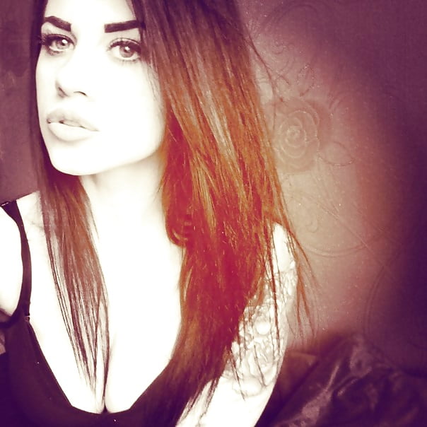 Sex A lean, but attractive Anastacia. image