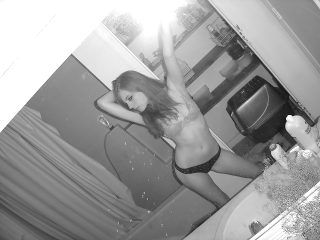 Sex hor ny s ki pe anyone ? see my profile.... image