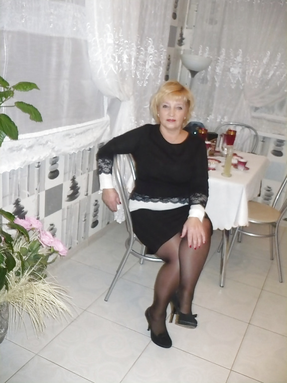 Sex Irina, 58 yo! Russian mature with sexy legs! Amateur! image