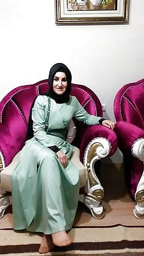 Sex Turkish Hijab Nylon Feet High Heels Sexy Amateur Stockings image