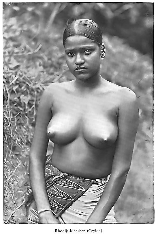 Beautiful Nude Polynesian Women