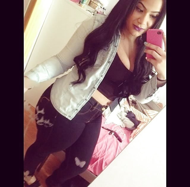 Sex Thick Latinas image