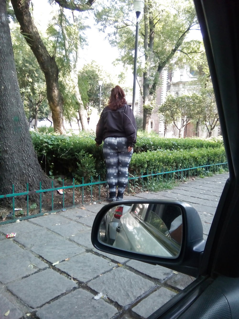 Sex Chichotas redondas y culote image