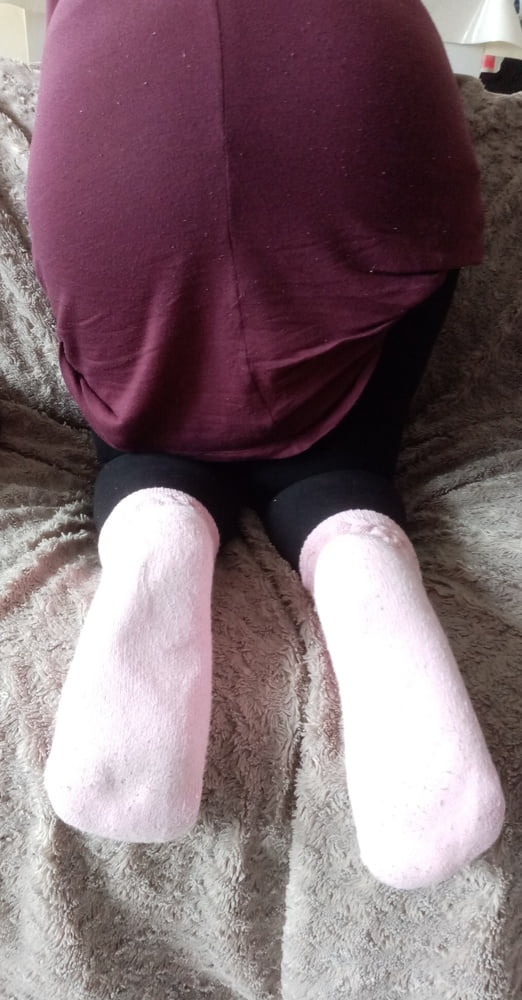 Pink slouch socks 2 - 2 Photos 