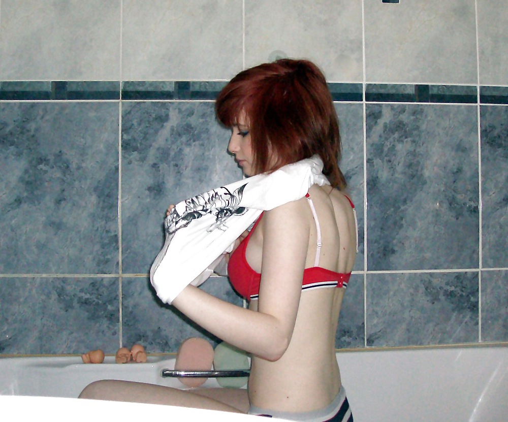 Sex Realy Hot Young Redhead image