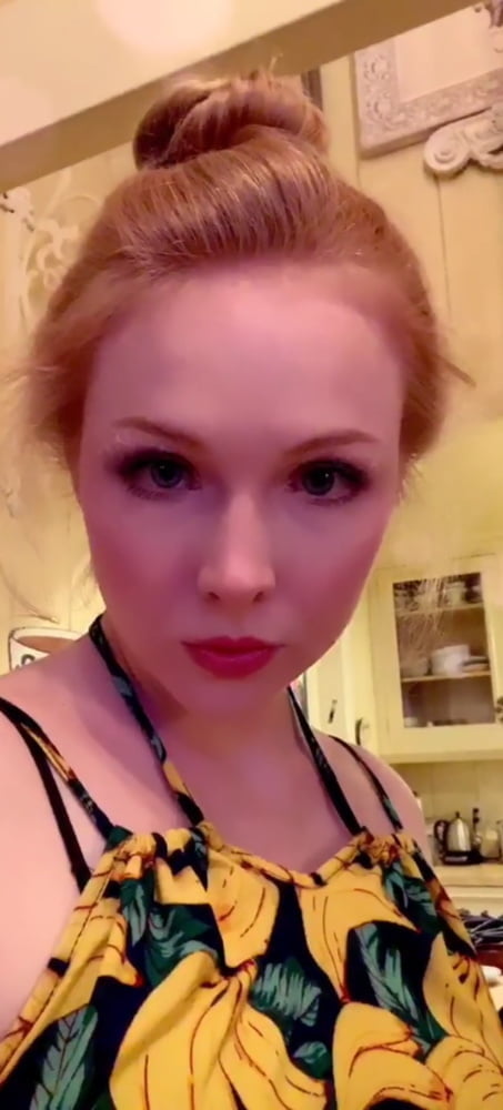 Molly Quinn 21 Pics Xhamster 