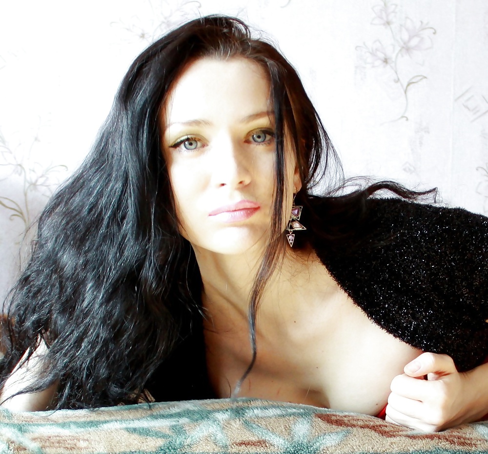 Sex Jizz your load on these sluts 7 image