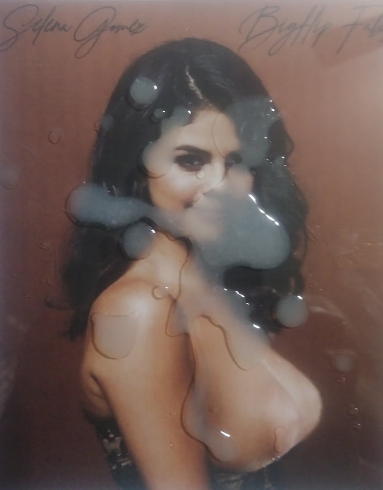 Ver Selena Gomez Big Tits Make Me Cum - 10 fotos en xHamster.com She looks ...