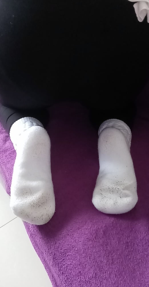 White slouch socks soles - 2 Photos 