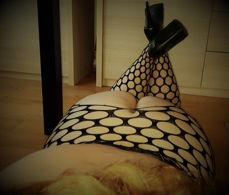 bbw wife miss lizz fishnet bodystocking Adult Pictures
