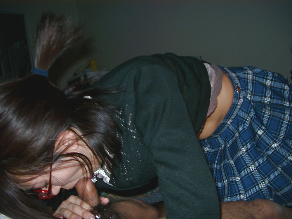 Sex Amateur with Glasses 1 image