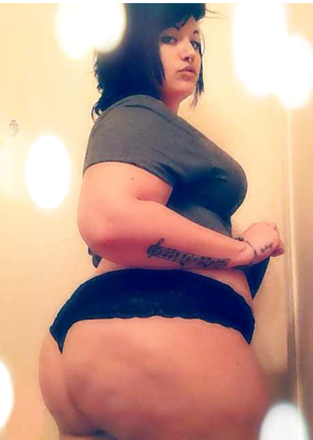 Sex favorite small bbw's, curvy, and thick girls 3 image