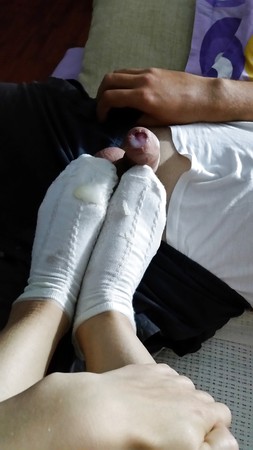 new cum ankle white socks