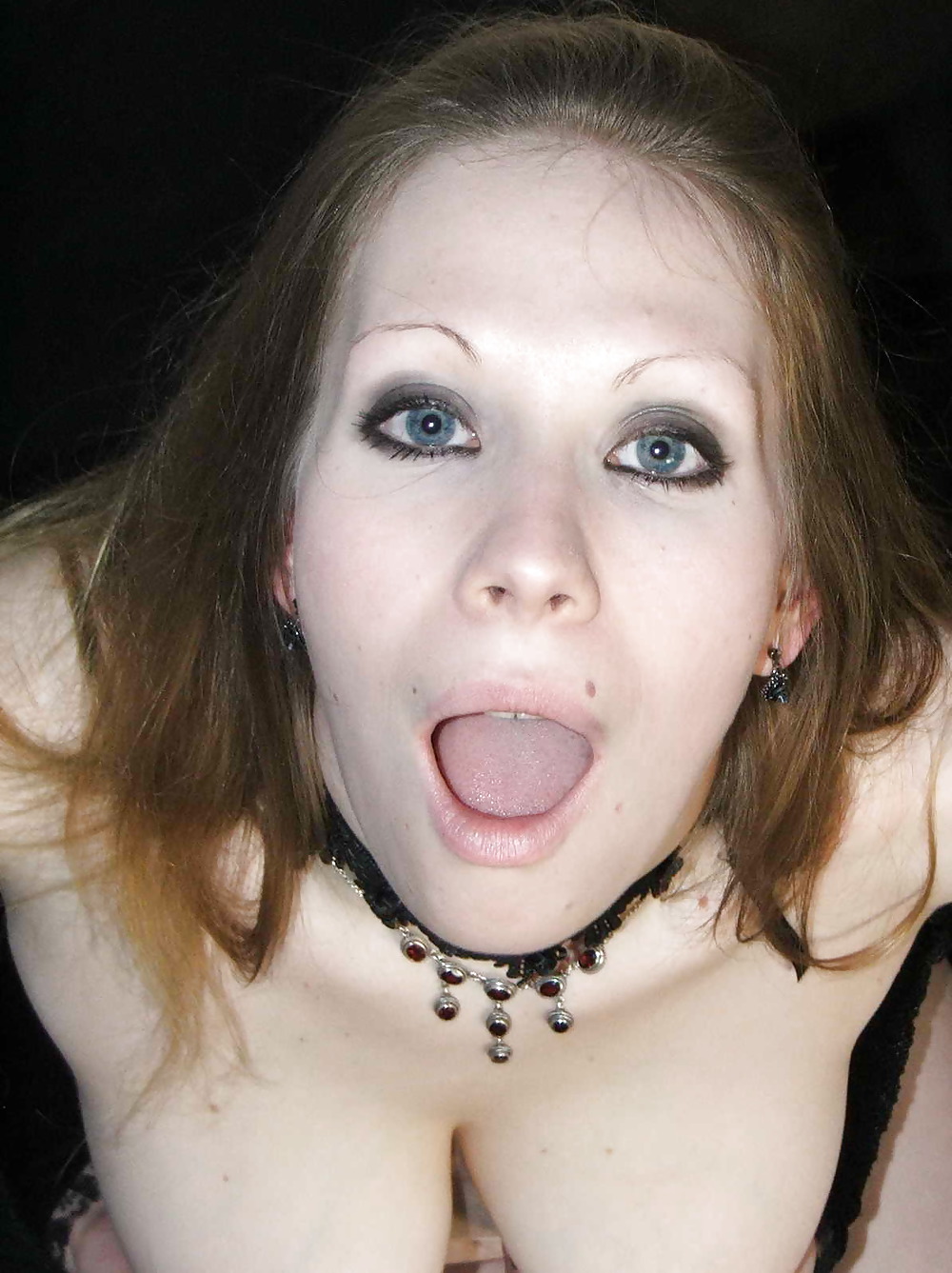 Sex Goth teen facial image