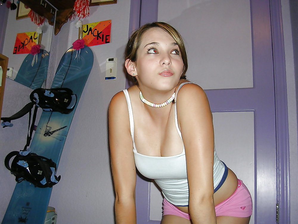 Sex Sexy Teen Cleavage 4 image
