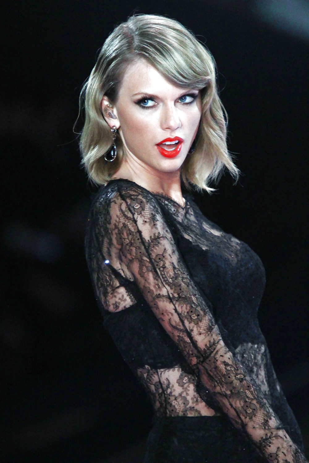 Taylor Swift Victoria S Secret Fashion Show 2014 18 Pics Xhamster