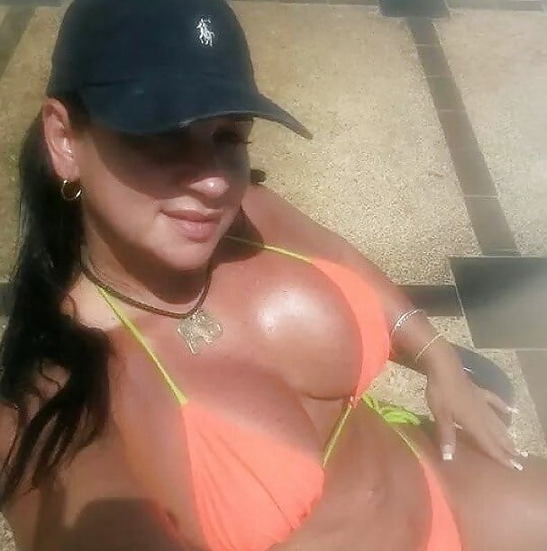 Milf big boobs brazil - 40 Photos 