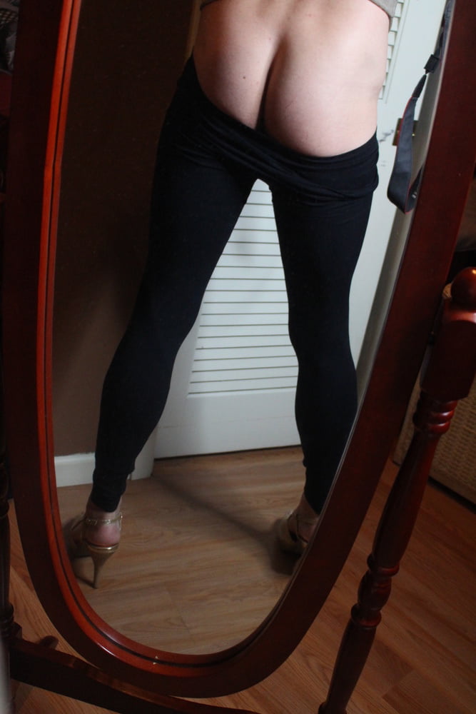 Showing off Ass in Leggings and Heels