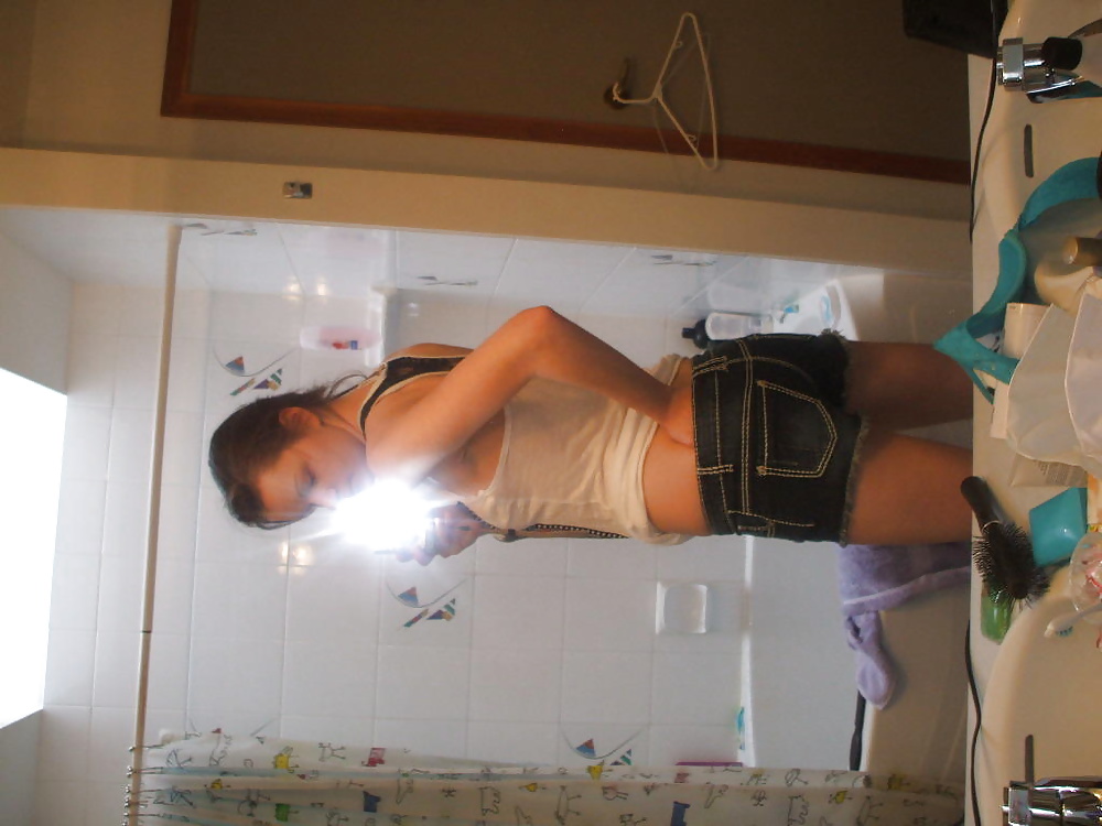 Sex Amateur Selfies 4 image