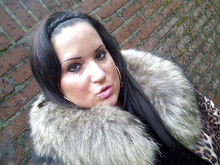 Sex Girls in Fur Collar image