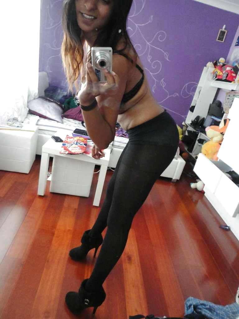 Sex INDIAN WHORE AT HOME image