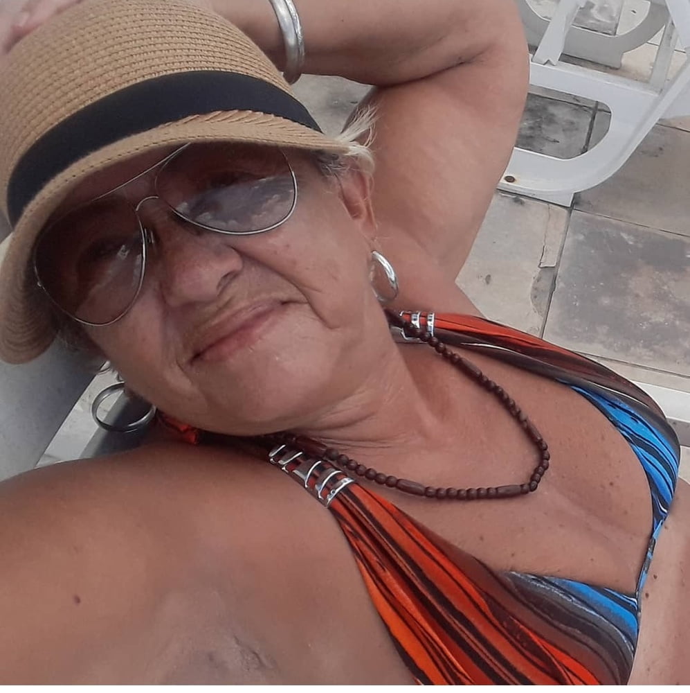 Hot Brazilian Granny 4 - 62 Photos 