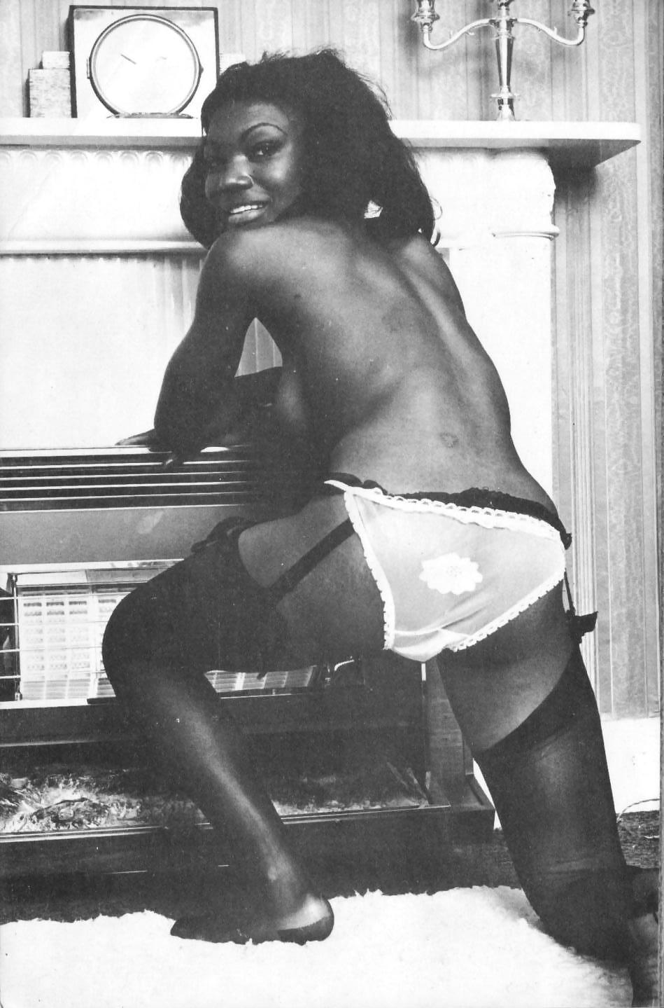 Sex Vintage Amateur Black Woman image