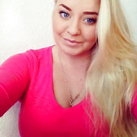 Sex Thick blonde bimbo slut from Finland with big tits! image