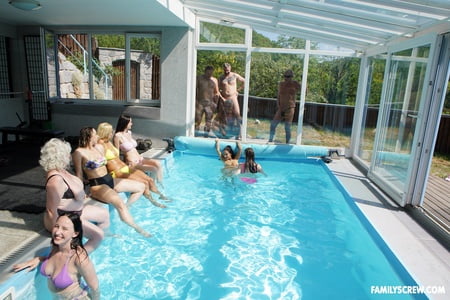 days of our lives at familyscrew         