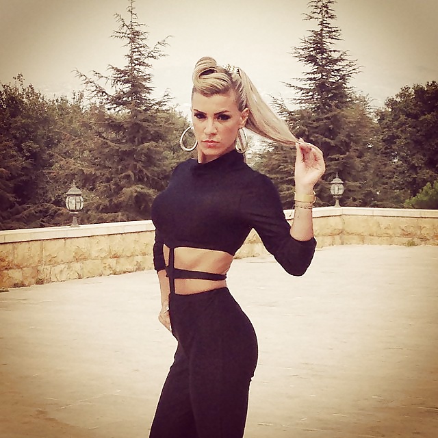 Sex Arab beauty 28 - Cum on her image