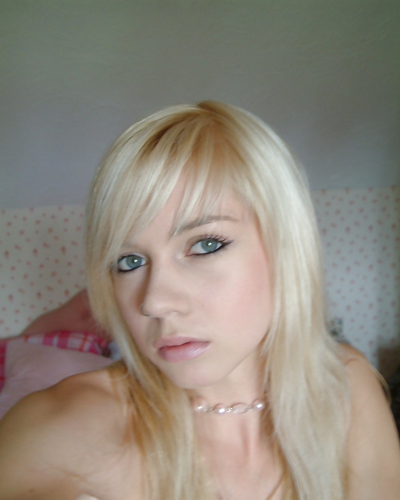 Sex Pretty Amateur Blonde 33 image