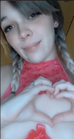 auroramarie free photos         