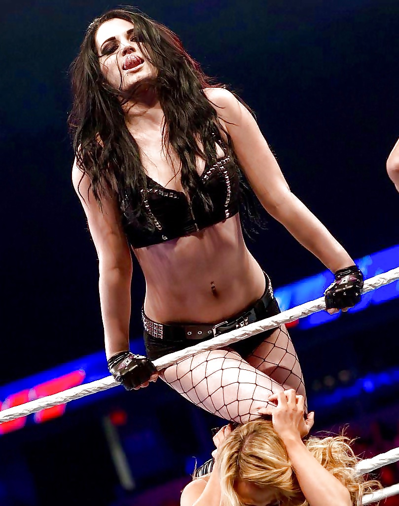 WWE Paige - 221 Pics xHamster. 
