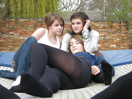 Teens in Pantyhose Tights