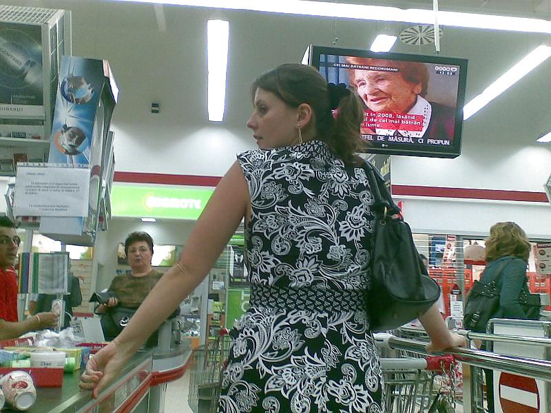 Sex upskirt in supermarket Romania image