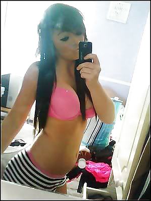 Sex lilSocial Network Tramps & Heart Breakers image