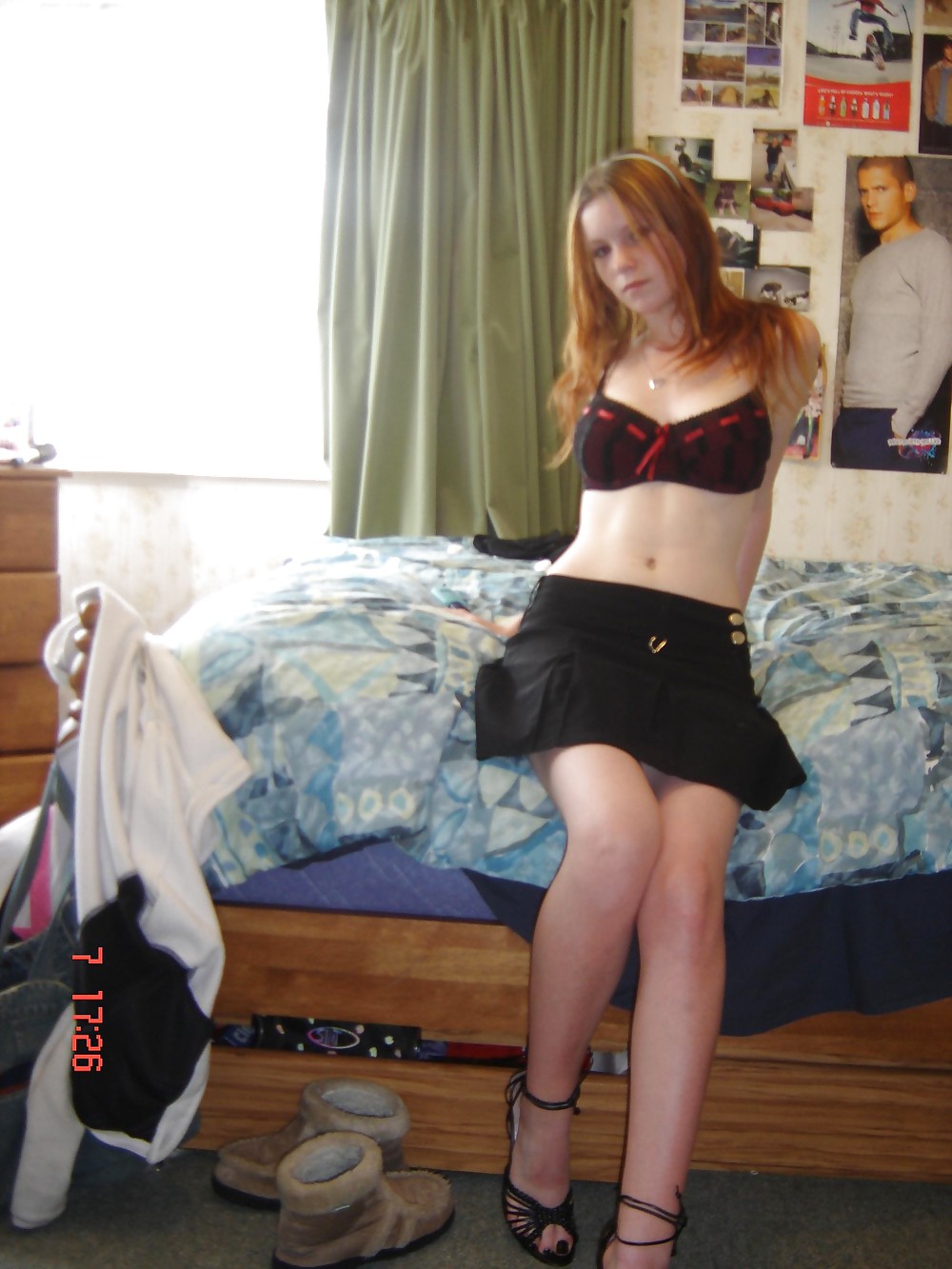 Sex Amateur Sexy Redhead 2 image