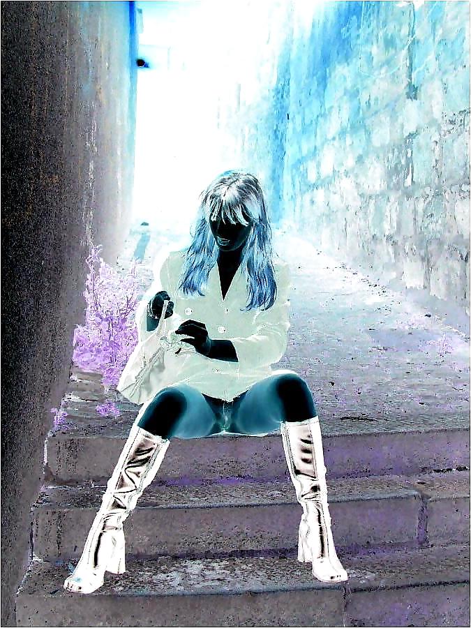 Sex Coffee Shop Ladies (Discreet) image