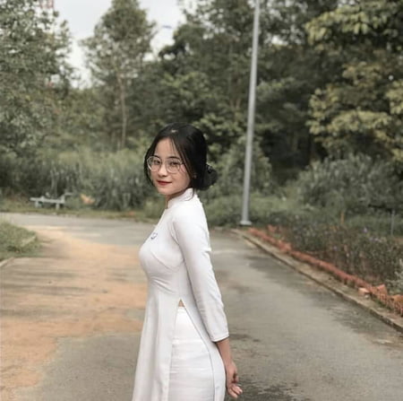 vietnam have best school uniform in the world aodai         