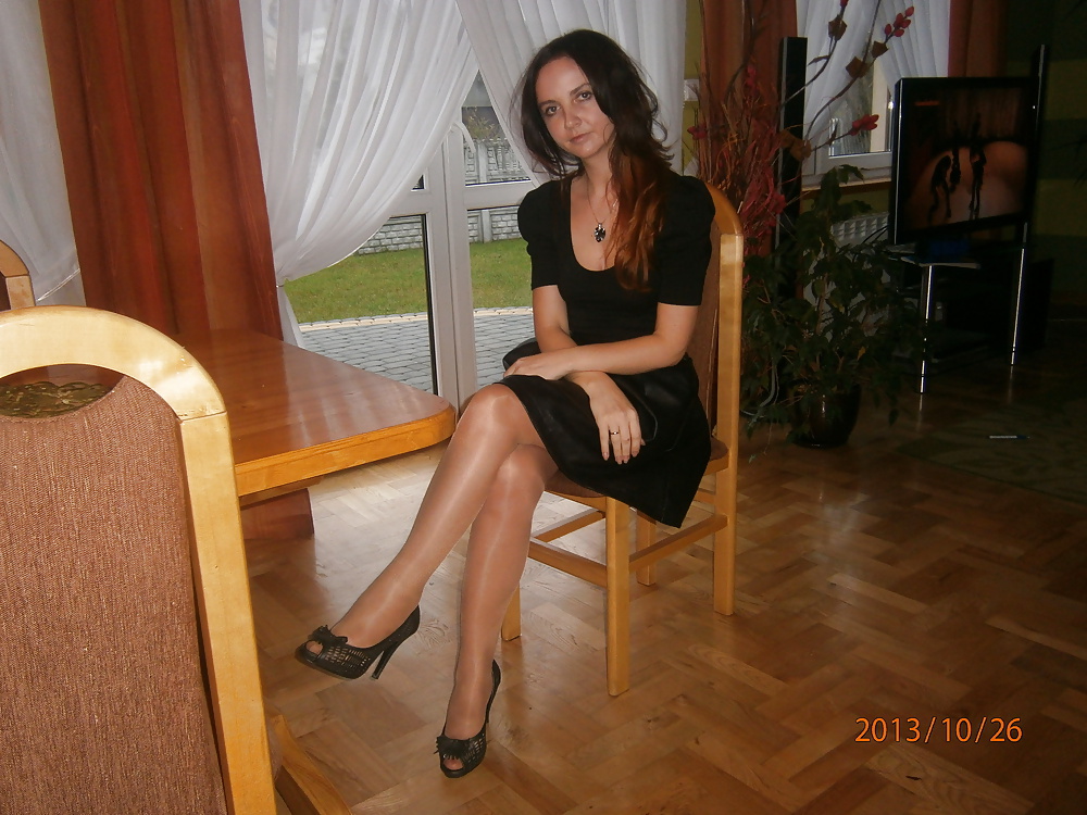 Sex Real Amateur Girls wearing Pantyhose image