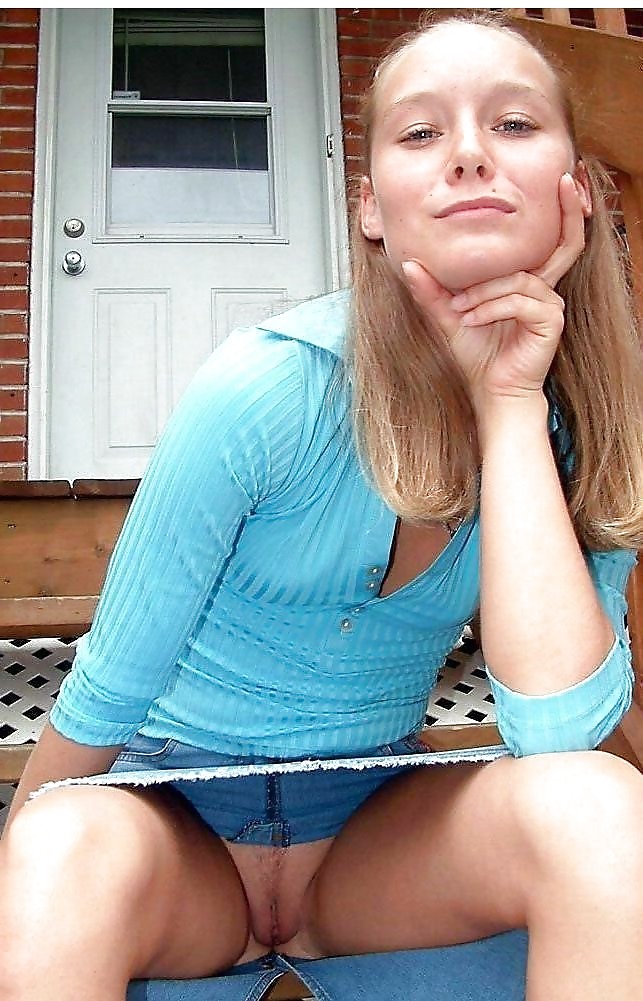 Sex (TTL) public pussy flashers 2 image