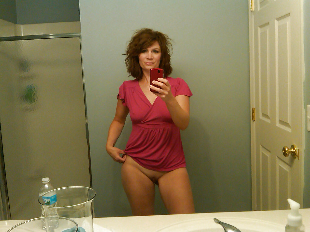 Sex Self Shot Milf 2 image