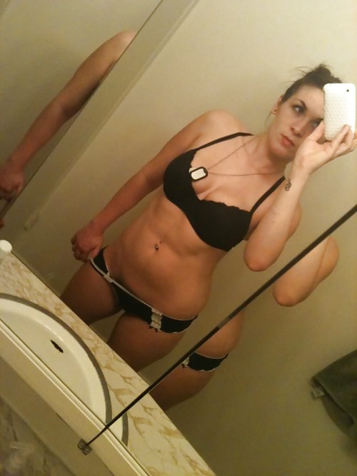Sex Military Girls image