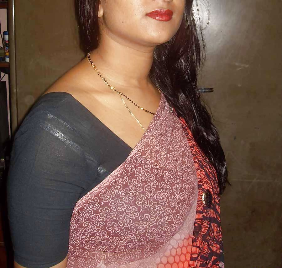 Indian Wife Saree Strip 27 Pics Xhamster 