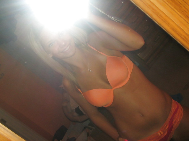 Sex Pretty Amateur Allie image