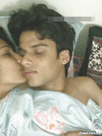Delhi Uni lajpat nagar girlfriend simran fucked with lover