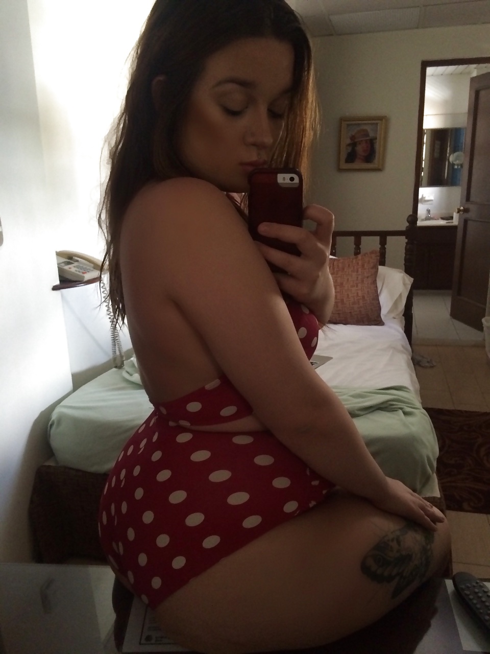 Sex PAWG: Phat Ass White Girls 3 image