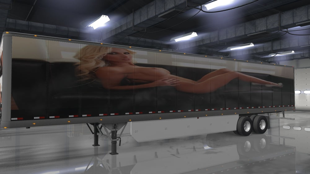 Rgv naked trailer.